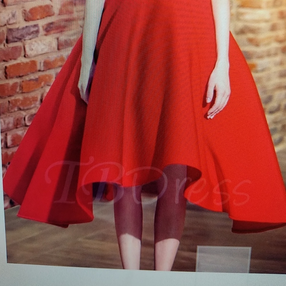 Dress - Picture 4 of 4